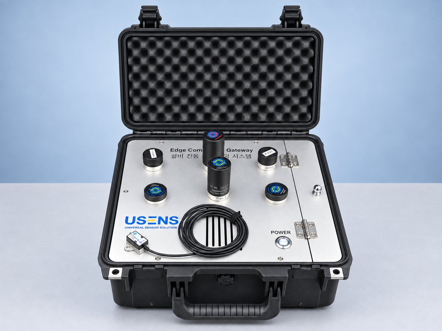 USENS demo kit in a carrying case